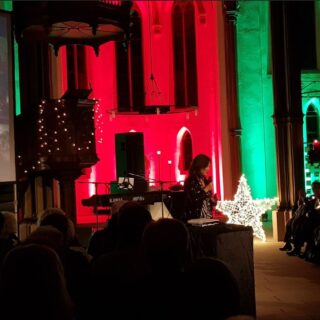 Der große weihnachtliche Mitsingabend mit Anja Lerch in der Ev. Kirche Meiderich - Auf dem Damm 6 am 12.12.2026